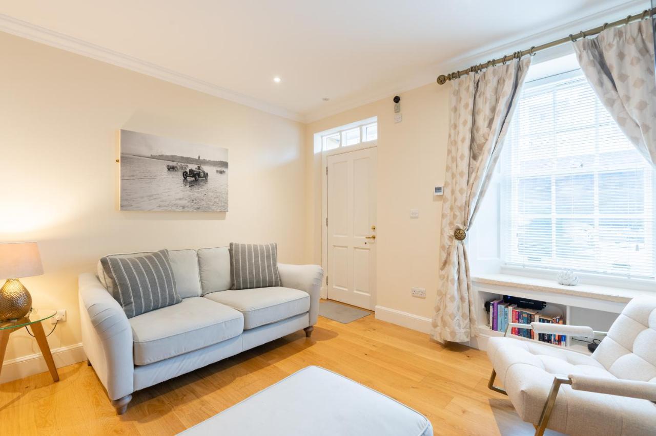 138 North Street - Luxury 2 Bed 2 Bath With Secret Garden, Summerhouse, Putting Green St. Andrews Exterior foto